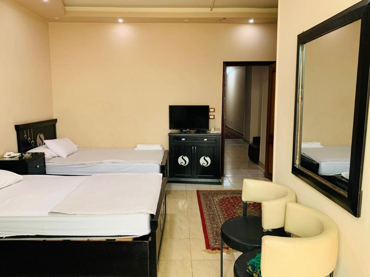 Solitaire Plaza Hotel-Ismailia Train Station ภายนอก รูปภาพ